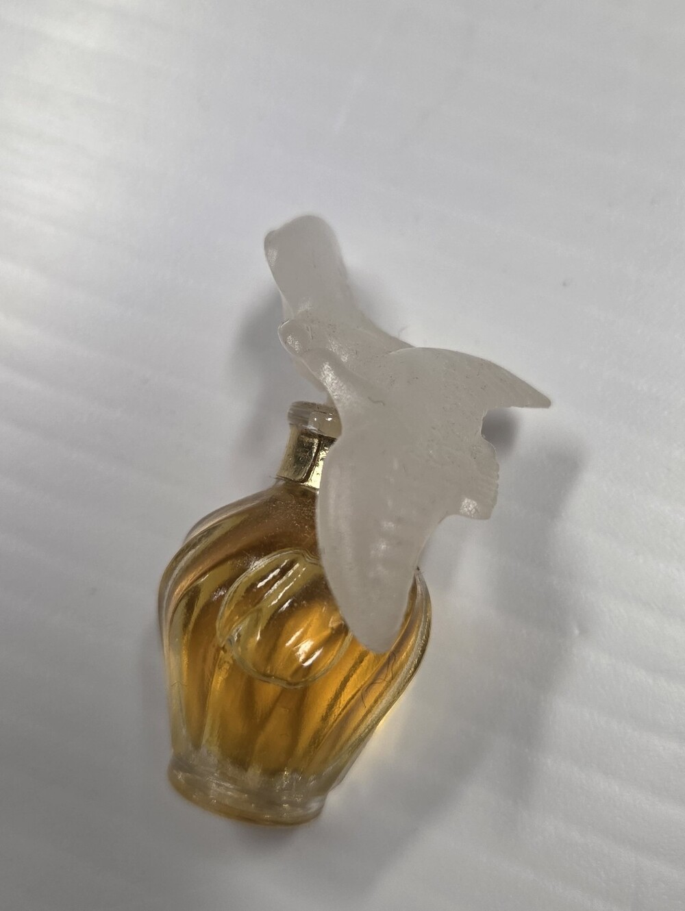 Vintage Nina Ricci L'Air du Temps Mini Perfume - Frosted Double Dove Bird Cap - Picture 2 of 4